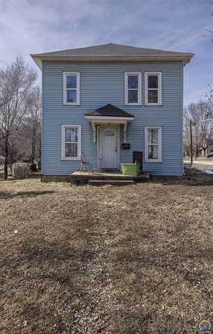 727 New Jersey AVE, Holton, KS 66436