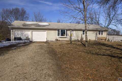 7916 22nd ST, Perry, KS 66073