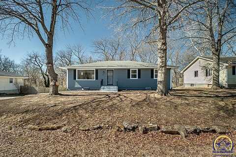 4231 NW Fielding RD, Topeka, KS 66618