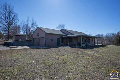 5861 W 117th ST, Carbondale, KS 66414