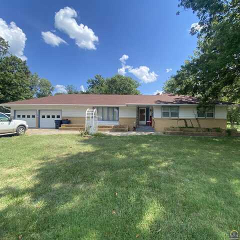 706 S 5th ST, Osage City, KS 66523