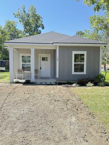 108 Augusta Avenue, Thomasville, GA 31792