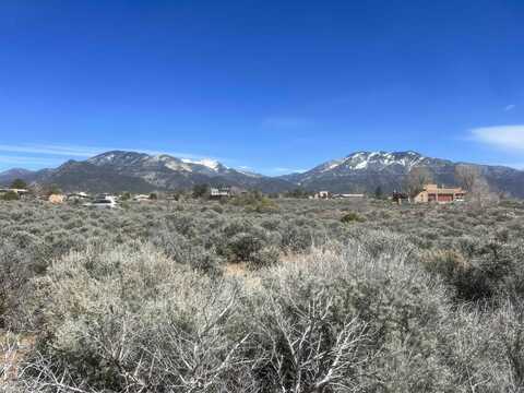 37 Mariposa, Arroyo Seco, NM 87514