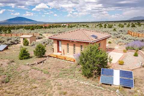 26 Prairie Sky Loop, Questa, NM 87556