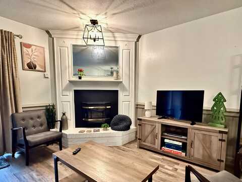 10 Aspen Street, Angel Fire, NM 87710
