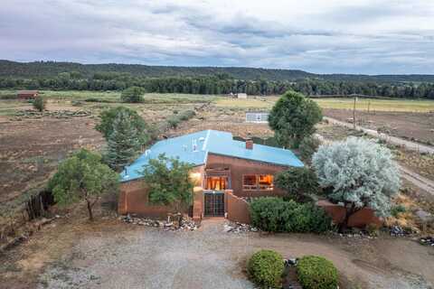 42 Hondo Seco Road, Arroyo Hondo, NM 87513