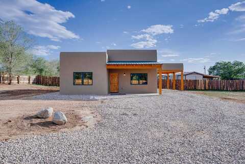 323 Espinoza Rd, Ranchos de Taos, NM 87557