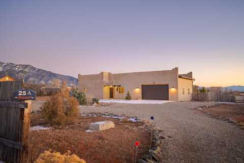 25a Sunset, Arroyo Seco, NM 87514