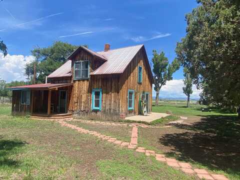 57 Wampler St, Miami, NM 87729