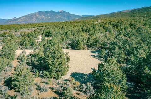 2008 Cottontail Rd, Taos, NM 87571