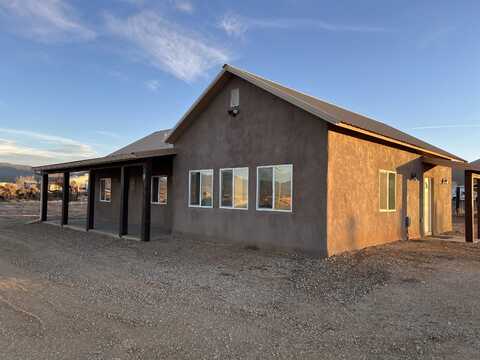 1 Ashley G lane, Ranchos de Taos, NM 87557