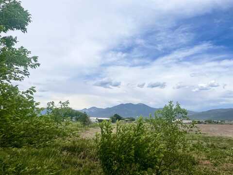 17 Rocking Chair Way, Taos, NM 87571