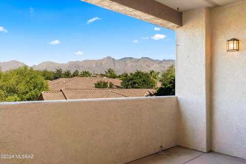 2550 E River Road, Tucson, AZ 85718