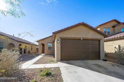 7802 S New Strike Way, Tucson, AZ 85747