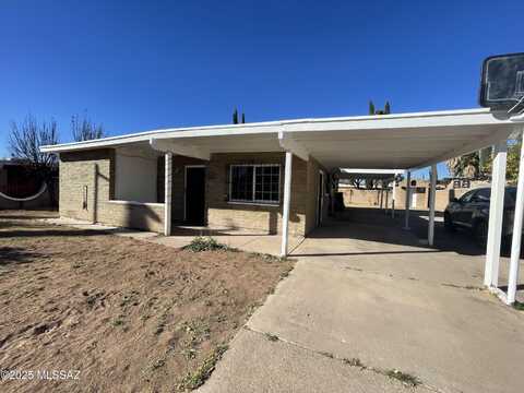 2231 N Calle Cananea, Nogales, AZ 85621