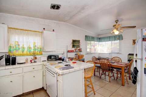 925 E Alturas Street, Tucson, AZ 85719