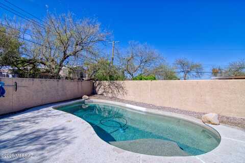 1933 W Paseo Reforma S, Tucson, AZ 85705
