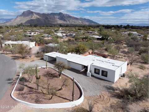 1341 W Chapala Court, Tucson, AZ 85704
