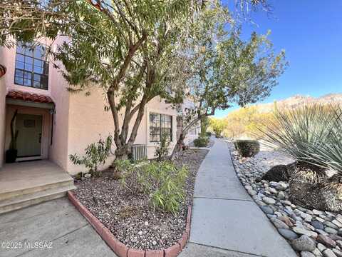 3230 E Calle De La Punta, Tucson, AZ 85718