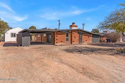 6933 E Bonnie Brae Drive, Tucson, AZ 85710