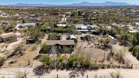 13730 E Rosey Joe Road, Vail, AZ 85641