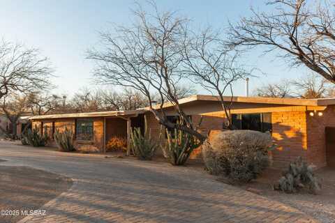 7751 E Camino Bavispe, Tucson, AZ 85715