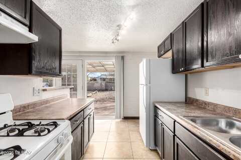 3242 E 27th Street, Tucson, AZ 85713