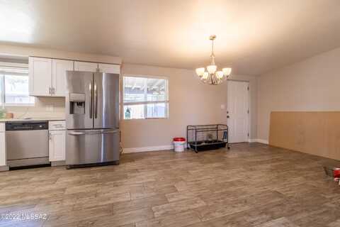 1630 N McKinley Avenue, Tucson, AZ 85712