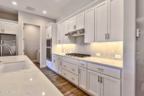 30776 S Sand Hurst Lane, Oracle, AZ 85623
