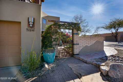 255 S Fresno Spring Way, Tucson, AZ 85748