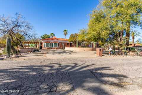 145 N Camino Miramonte, Tucson, AZ 85716