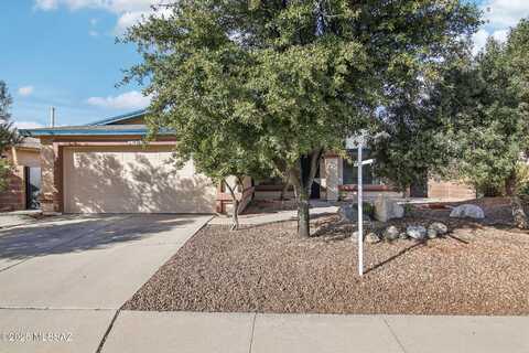 10251 E Woodhaven Lane, Tucson, AZ 85748