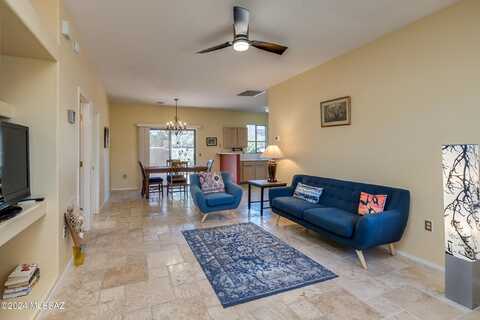 3720 S Camino Del Golfista, Green Valley, AZ 85614