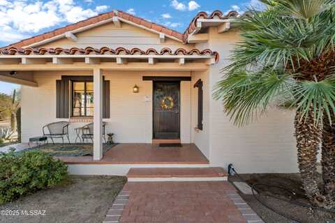 4220 E Cooper Street, Tucson, AZ 85711