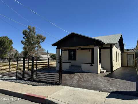 522 N Morley Avenue, Nogales, AZ 85621