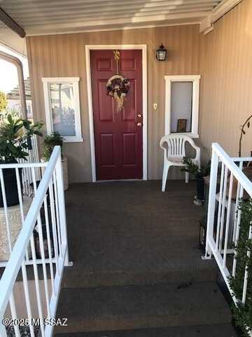 5707 W Box R Street, Tucson, AZ 85713