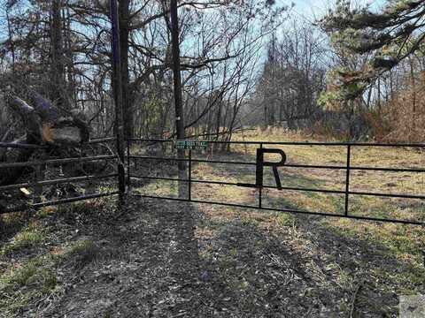 1057 County Road 3230, Clarksville, TX 75828