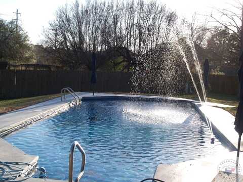 7311 Shilling Cir, Texarkana, TX 75503
