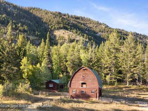 6255 US HIGHWAY 22, Wilson, WY 83014