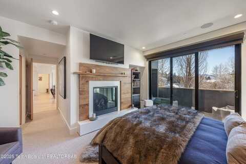 680 S CACHE Street, Jackson, WY 83001
