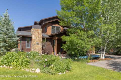 30 BLUE WING Lane, Alpine, WY 83128