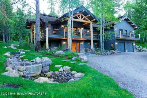 7765 N LOWER GRANITE RIDGE Road, Teton Village, WY 83025