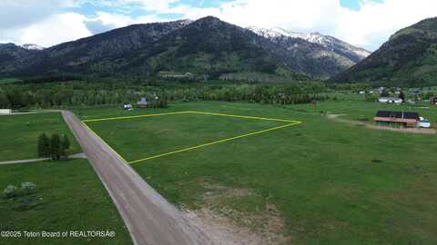 100 STRAWBERRY CREEK PRIVATE ROAD, Bedford, WY 83112