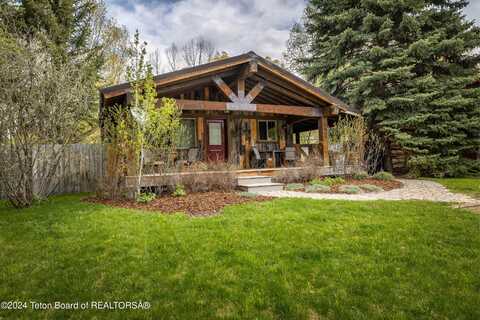 1655 EAST J-W Drive, Jackson, WY 83001