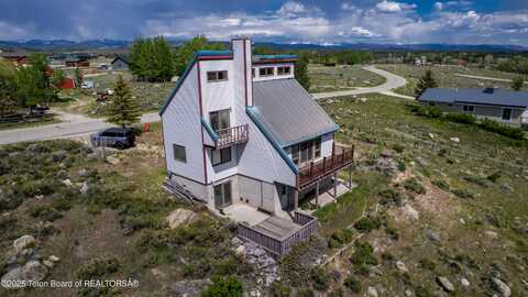 19 ORCUTT Drive, Pinedale, WY 82941