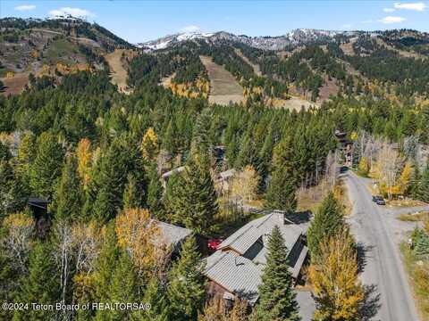 3470 W MCCOLLISTER Drive, Teton Village, WY 83025