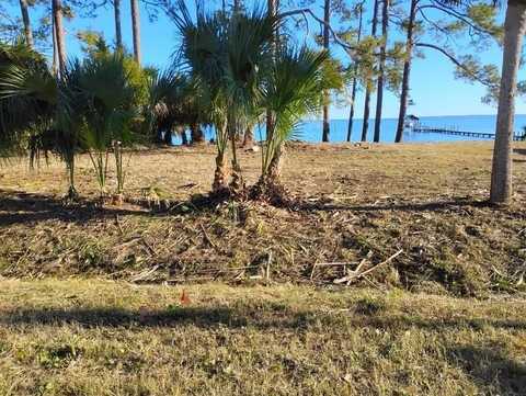 2222 Highway 98 East, Carrabelle, FL 32322