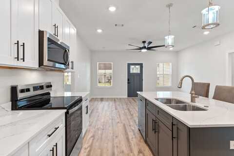 658 Dunn Street, Tallahassee, FL 32304