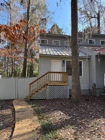 208 Parkbrook Circle, Tallahassee, FL 32301