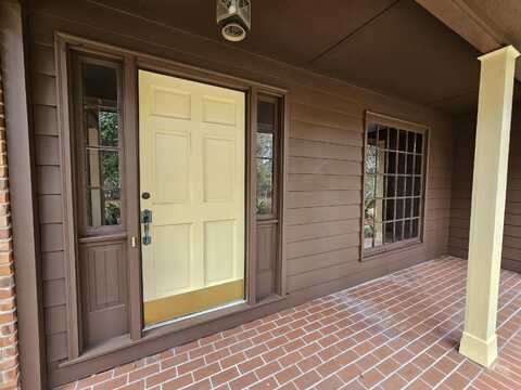 3429 Lakeshore Drive, Tallahassee, FL 32312